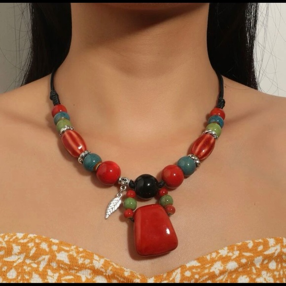 Fashion necklace - Picture 3 of 5